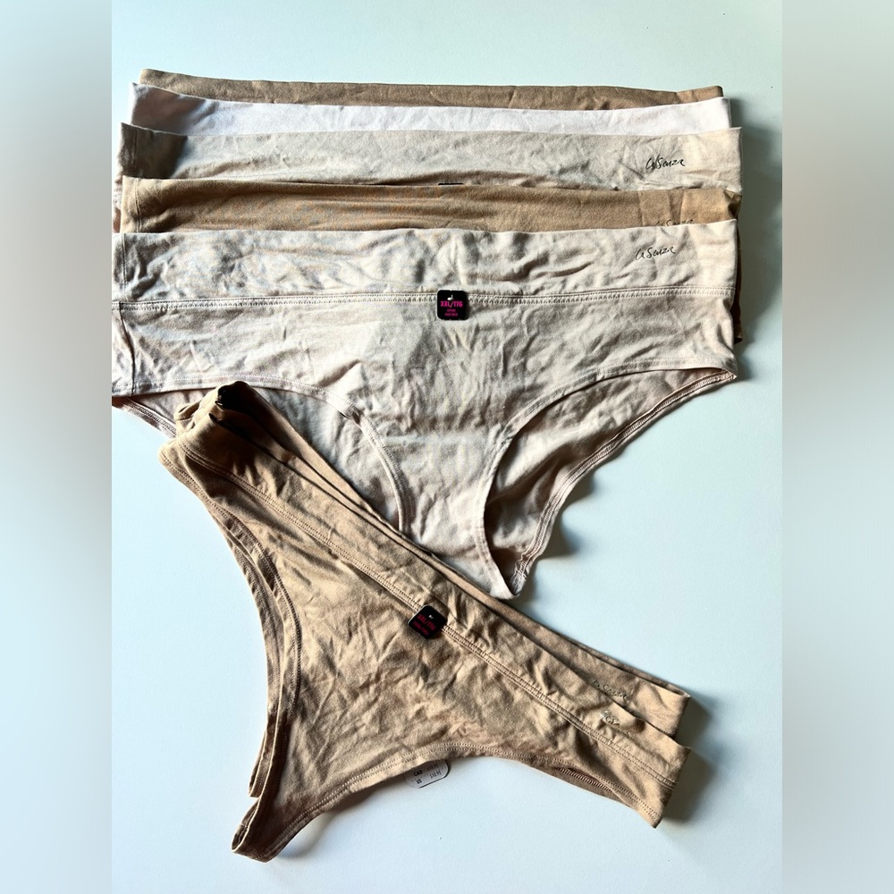 La Senza• XXL 5 Panty 2 Thongs • NWT